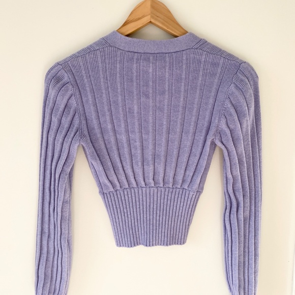 Aritzia Wilfred Plunge Cardigan in PALE VIOLET - Picture 5 of 9